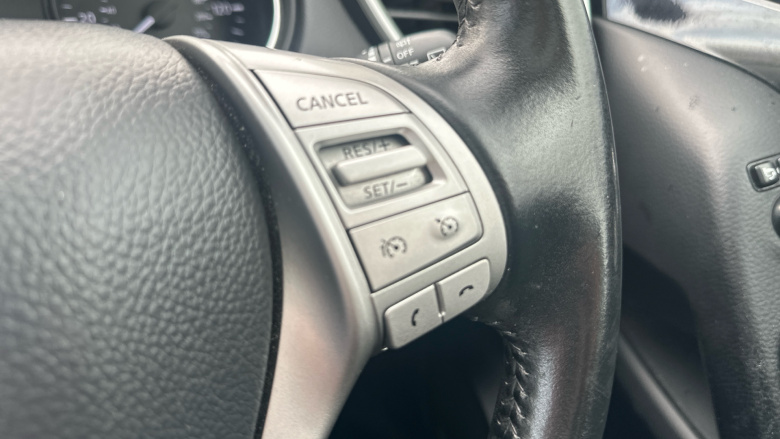 Nissan Qashqai 1.5 dCi Acenta Premium 5dr Diesel Hatchback